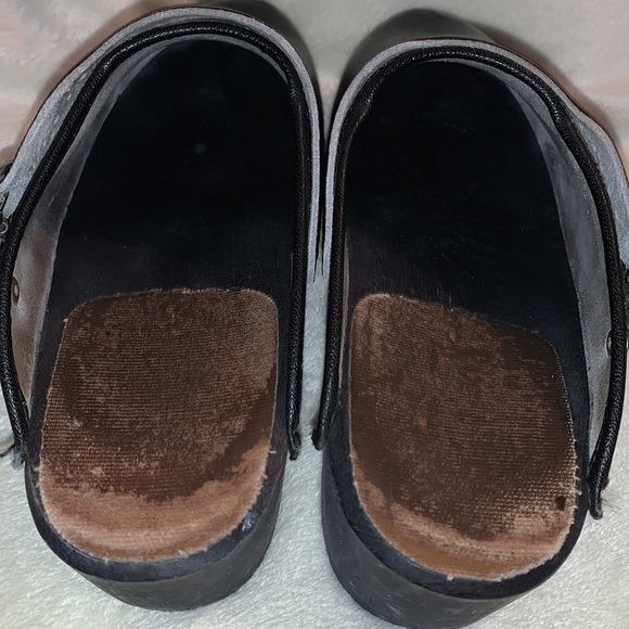 Swedish Clogs: Black Leather: Classic & Timeless 37 EU - 6.5 US Women, & Socks - Picture 7 of 11